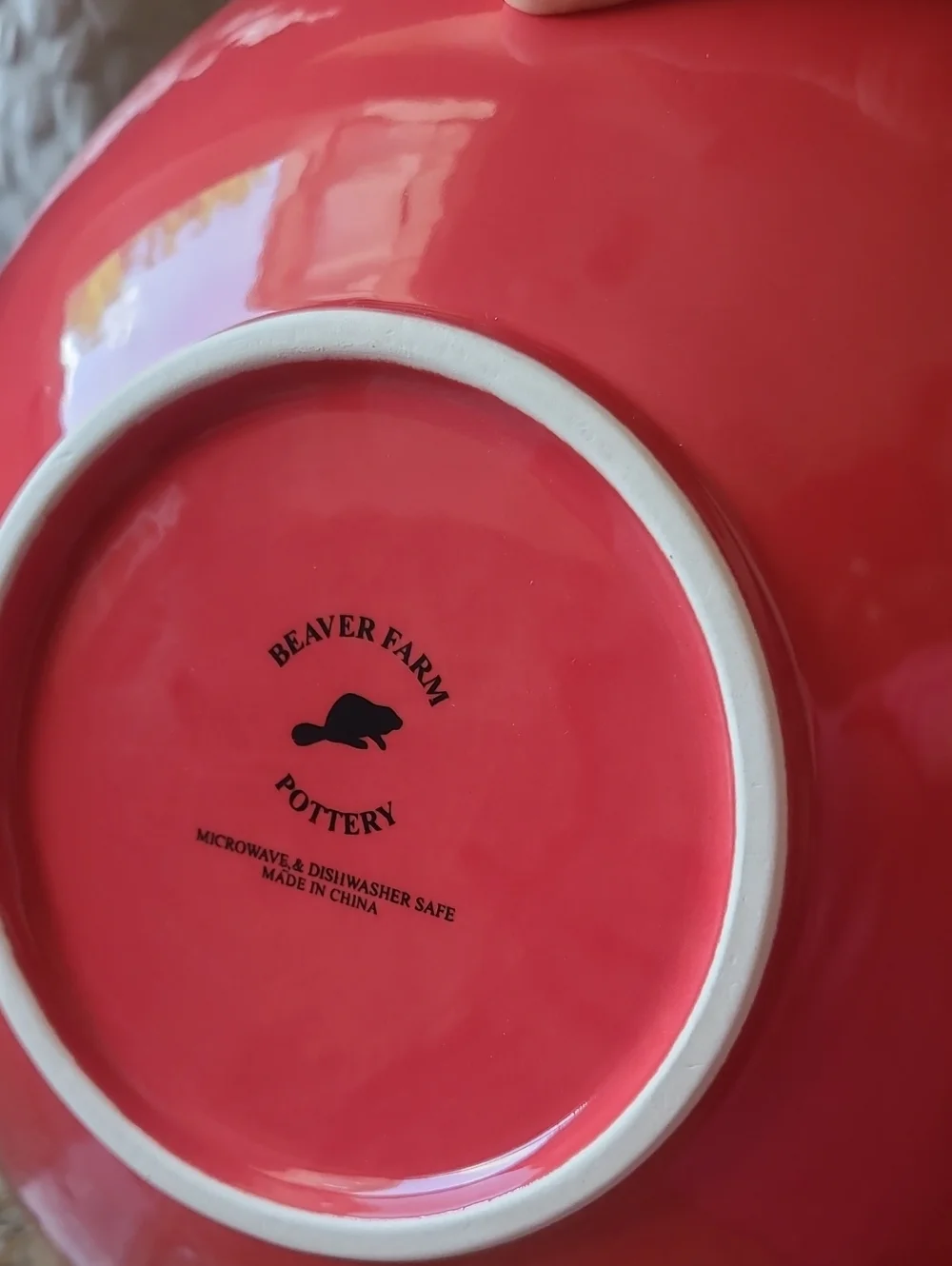 Beaver Farm Pottery Serving Bowl Dishwasher & Microwave Safe Approx 11.5in dia